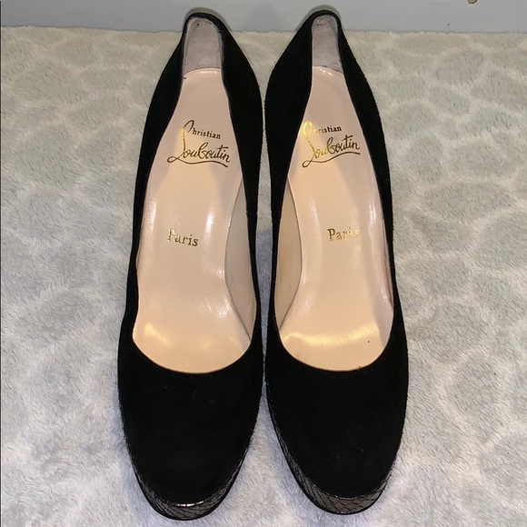 Black Suede w/python heels Size Euro 40 1/2 US - Picture 2 of 7